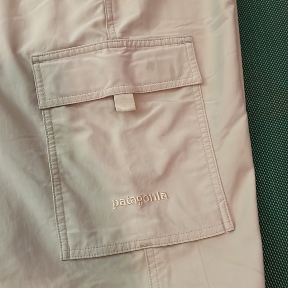 Mens Patagonia Hybrid shorts. Great for swimming - Picture 3 of 6